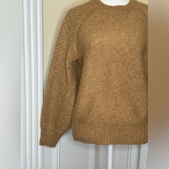 J. Crew Honeycomb Balloon~Sleeve Crewneck Sweater Size XS - Picture 2 of 11